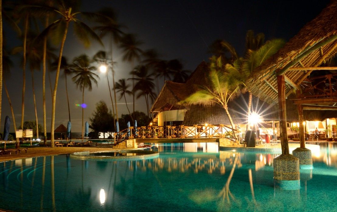 Ocean Paradise Resort & Spa Pwani Mchangani Exterior foto